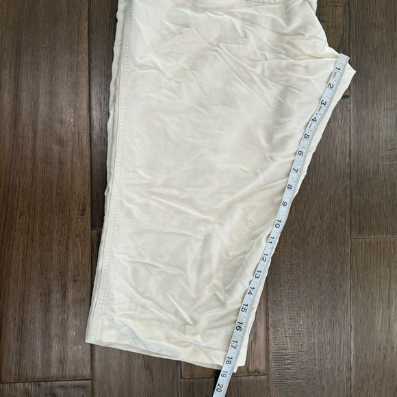 Northern Reflections Cropped Pants - Picture 9 of 10